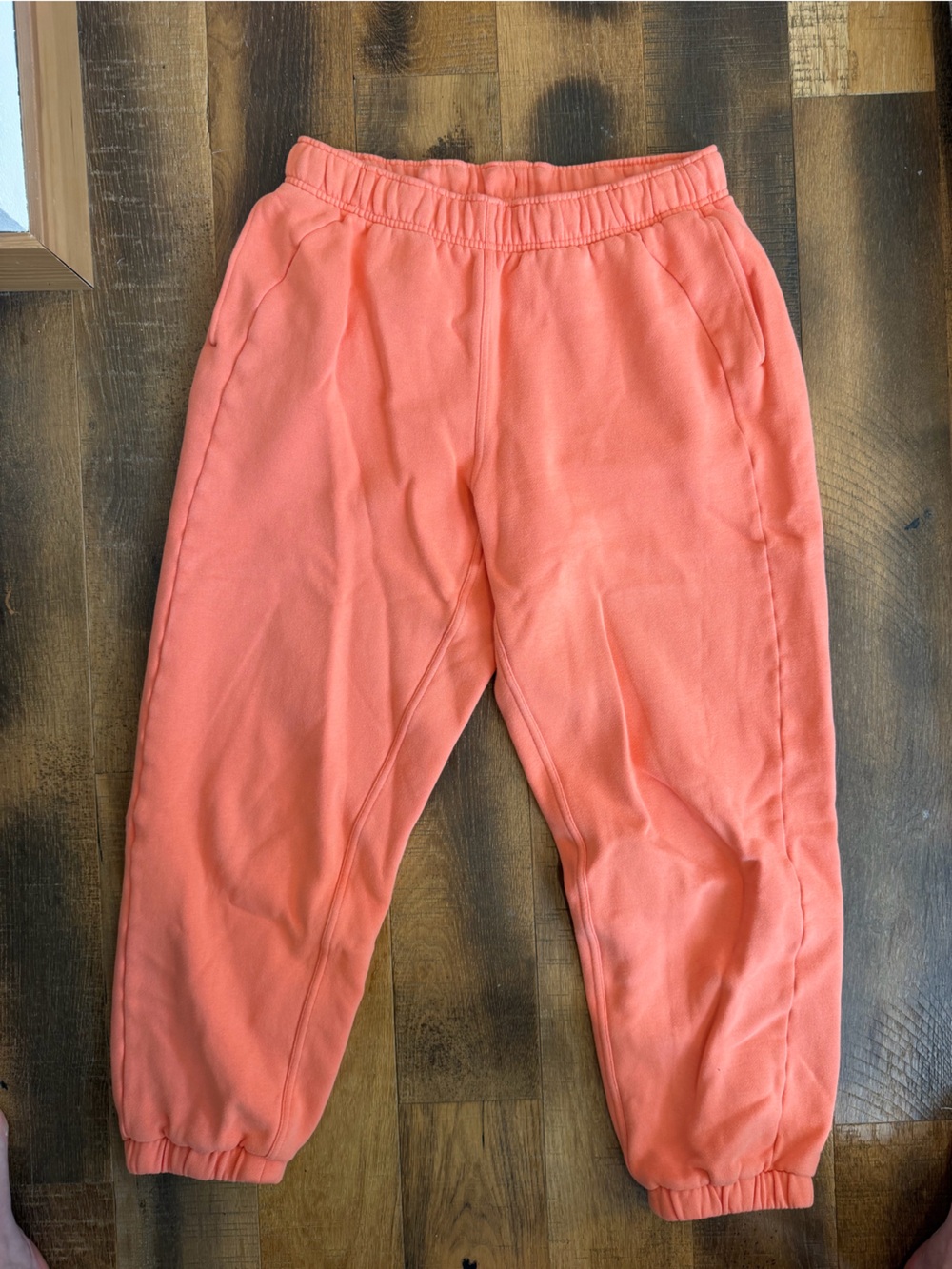 Lululemon Women’s Orange Scuba Sweatpants
